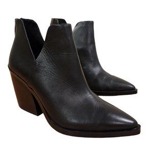 Vince Camuto Gigietta Leather Ankle Bootie Supple Black Leather Pointy Toe Boots
